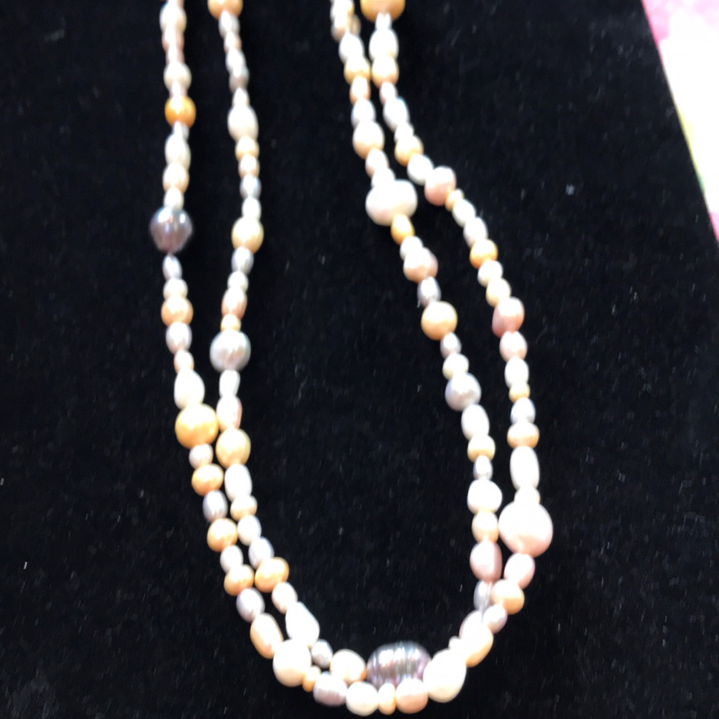 Multi Color Pearl Necklace